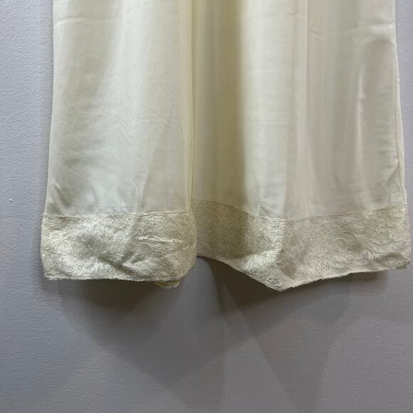 VINTAGE Top Form Ivory Lace Trim Sleep Dress Slip Lingerie VTG Nylon 32 Regular - Picture 3 of 8
